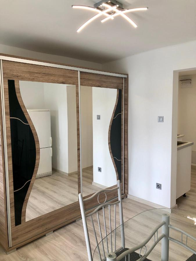Janos Apartman 블로톤퓌레드 외부 사진